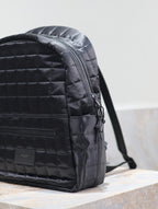 RUCKSACK 37 IN SCHWARZ-KARIERTES NYLON