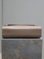 MANHATTAN MEDIUM 29 IN DUNKELBEIGE GLATTEM KALBSLEDER GOLDENE SCHNALLE