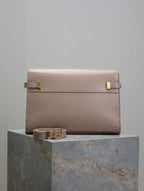 MANHATTAN MEDIUM 29 IN DUNKELBEIGE GLATTEM KALBSLEDER GOLDENE SCHNALLE