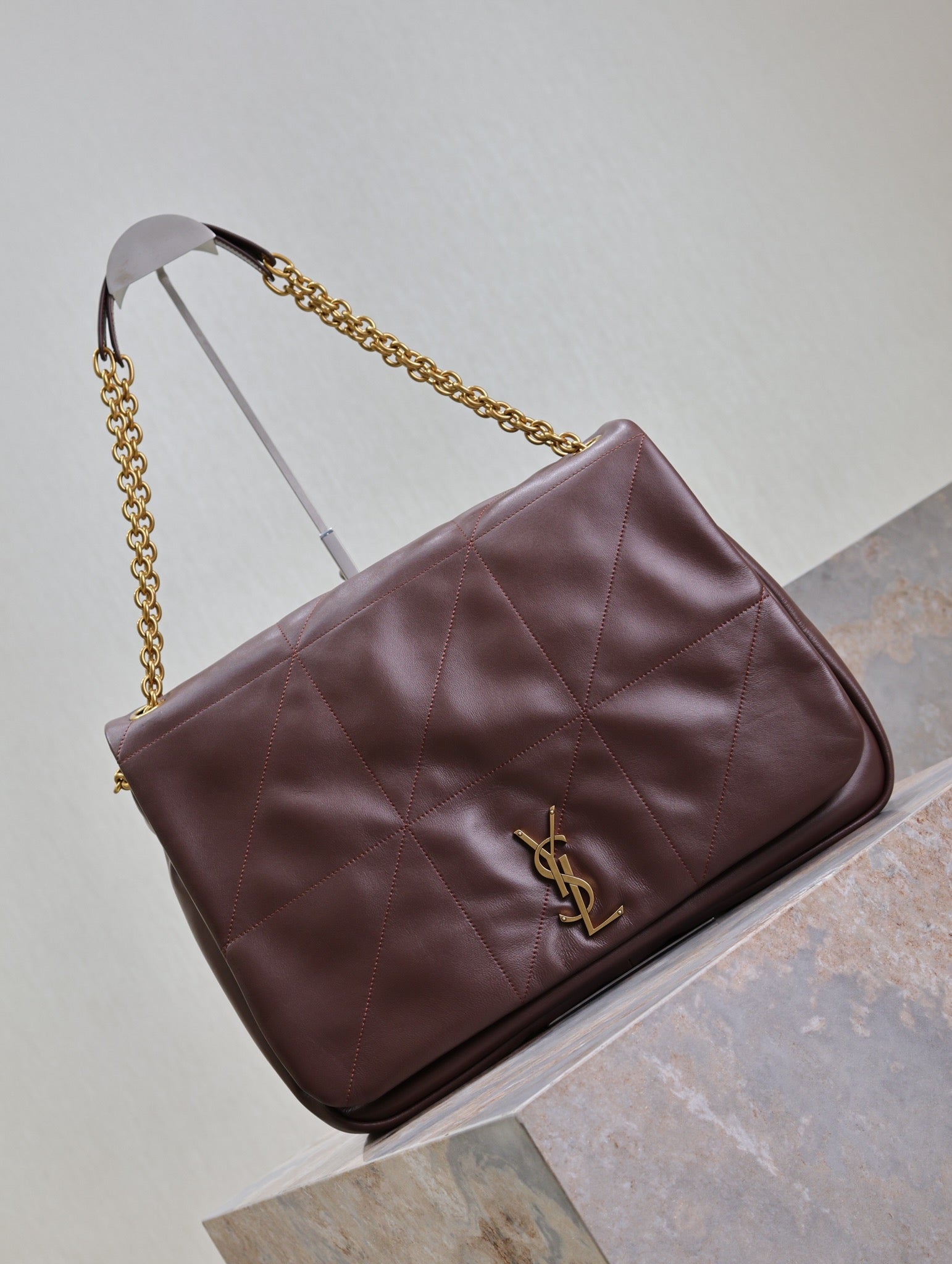 JAMIE 4.3 GROSSE TASCHE 43 IN WEINROT LAMMLEDER GOLDENE BESCHLÄGE