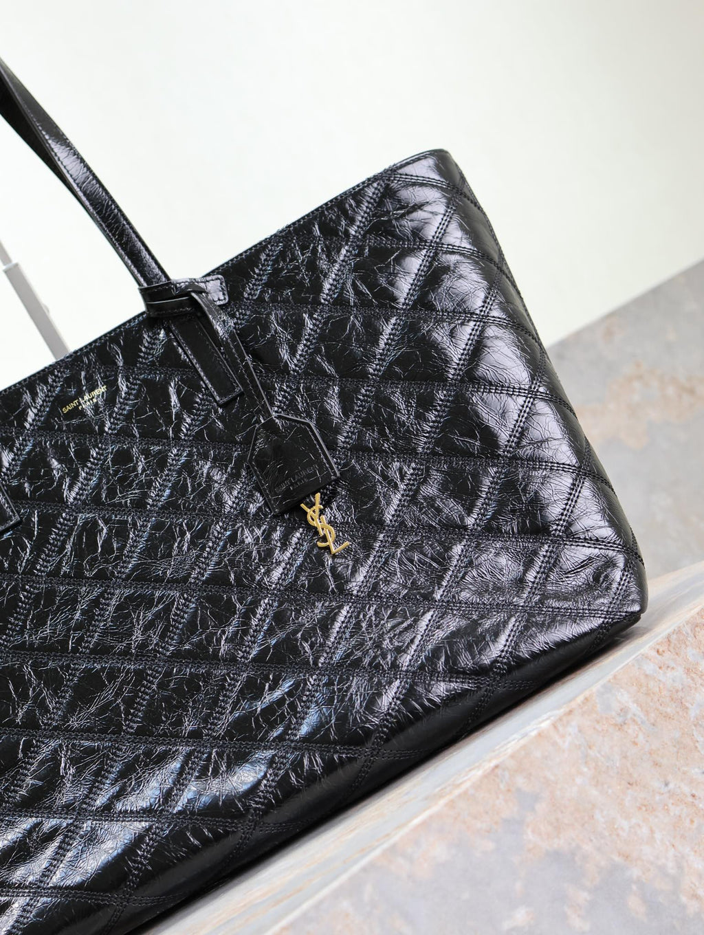 Einkaufstasche 38 Zoll, schwarz, geknittertes Kalbsleder