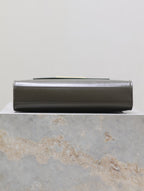 MANHATTAN IN BOX KLEIN 24 IN KOMBU GRÜNES KALBSLEDER GOLDENE HARDWARE