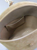 LE 37 KLEINE EIMERTASCHE 20 IN SCHMUTZBRAUNEM WILDLEDER