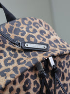 CITY-RUCKSACK 38 IN LEOPARDENMUSTER-SAMT