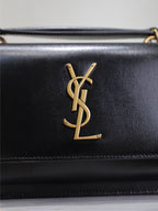 SUNSET KLEINE TASCHE 19 IN SCHWARZEM KALBSLEDER KUPFERBESCHLÄGE