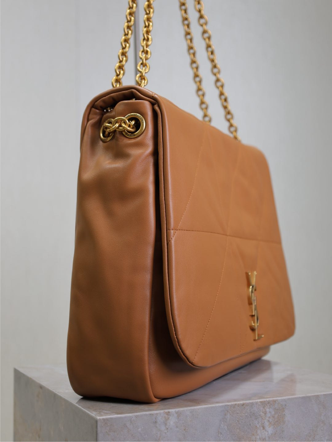 JAMIE 4.3 GROSSE TASCHE 43 IN BRONZEBRAUN GLATTES LAMMLEDER GOLDENE BESCHLÄGE