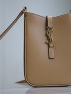 LE 5 À 7 HANDYTASCHE 18 IN CIDERBRAUN KALBSLEDER