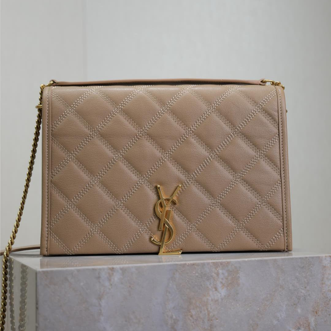 BECKY 25 IN MITTELBRAUN GESTEPPTES LAMMLEDER GOLDENE BESCHLÄGE