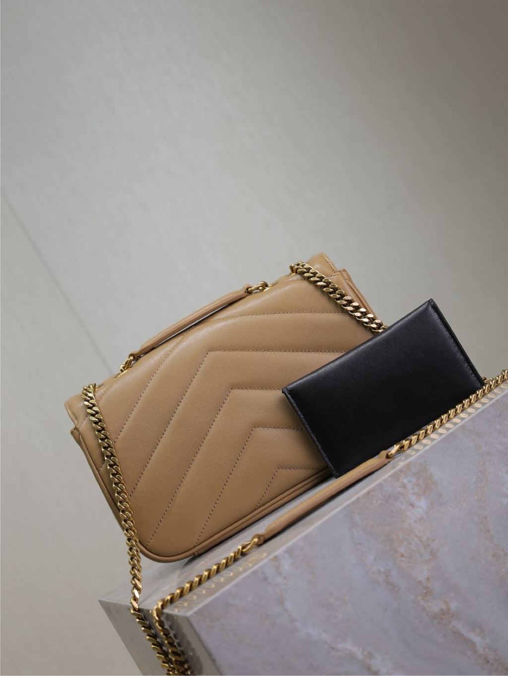 LOULOU KLEIN 24 ZOLL MILCHTEE SCHAFFELD GOLDENE HÄKEL