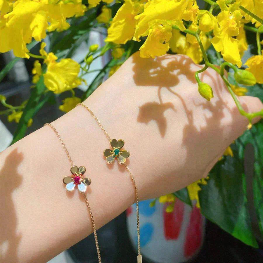 ¡®Jewelicorn¡¯FRIVOLE GOLD FLOWER PINK MALACHITE BRACELET