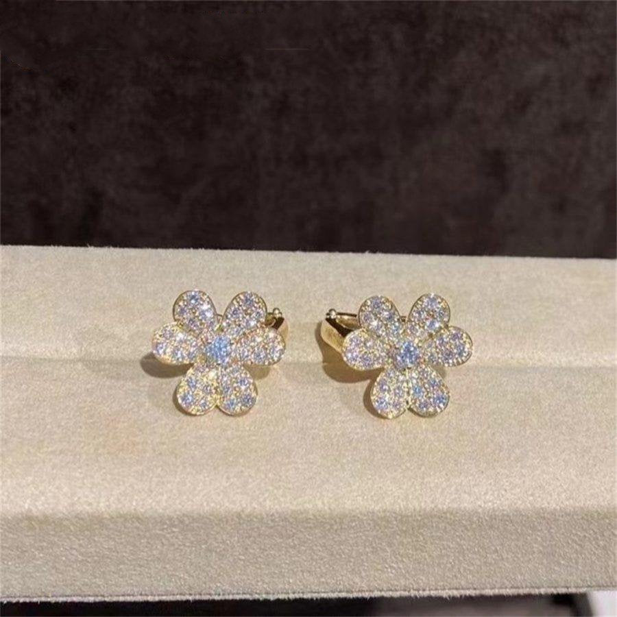 ¡®Jewelicorn¡¯FRIVOLE GOLD FLOWER DIAMOND EARRINGS