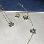 ®Jewelicorn®フリヴォルフラワーマラカイトイヤリング