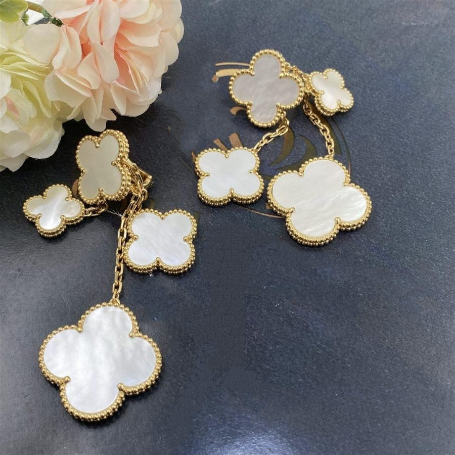¡®Jewelicorn¡¯CLOVER EARRINGS WHITE MOP 4 MOTIFS GOLD
