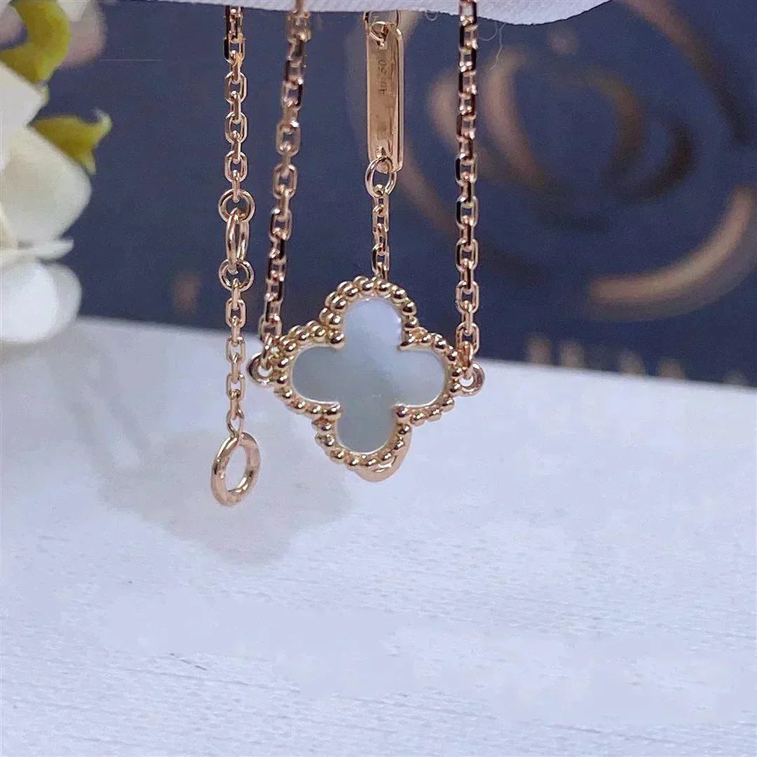 ®Jewelicorn®クローバー ホワイト モップ シングルフラワー ブレスレット