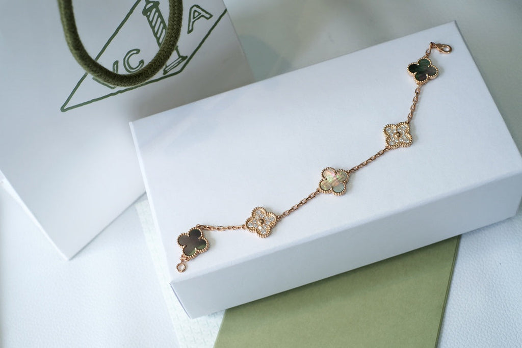 ¡®Jewelicorn¡¯CLOVER 5 MOTIFS DARK MOP AND DIAMONDS PINK GOLD BRACELET