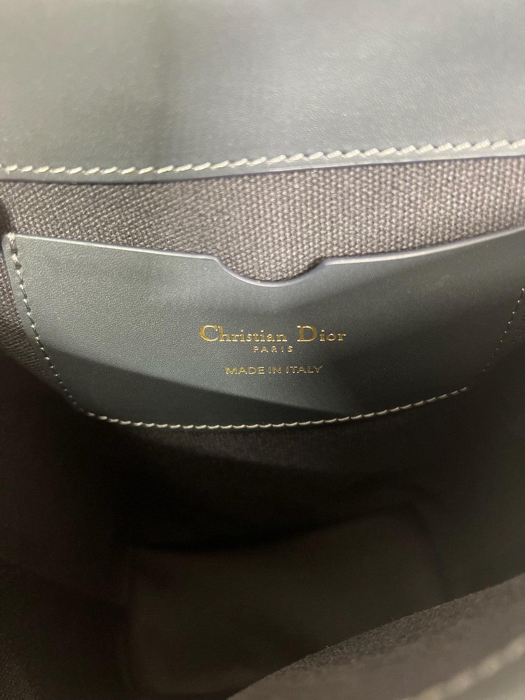 30 MONTAIGNE 13 24x24x9,5CM BLAU SCHRÄGSTICKEREI