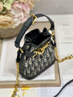 CEST CD 17CM BLAU SCHRÄGSTICKEREI