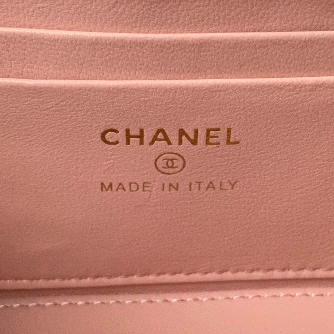 CC Kosmetikkoffer 17 cm, rosa Lammleder, goldfarbene Beschläge