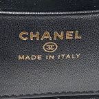 CC Kosmetikkoffer 17 cm, schwarzes Lammleder, goldfarbene Beschläge