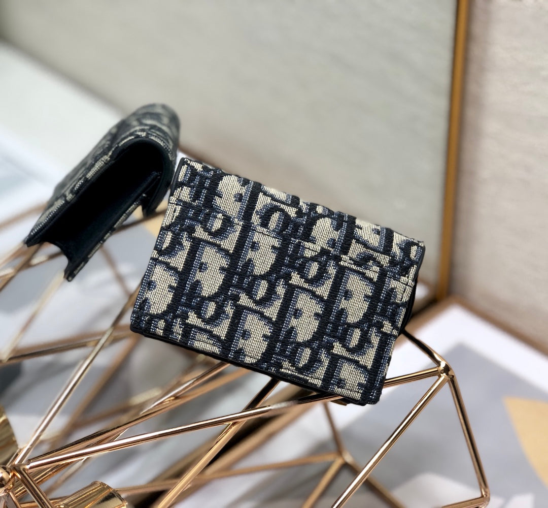 CD-Satteltasche 10,5 cm, blaue Obique-Stickerei