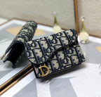 CD-Satteltasche 10,5 cm, blaue Obique-Stickerei