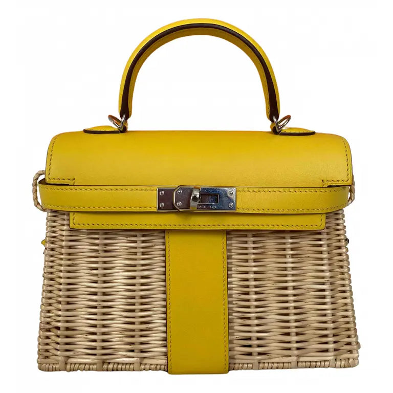 KELLY 20CM JAUNE DE NAPLES SWIFT IN YELLOW LEATHER AND WICKER SILVER HARDWARE